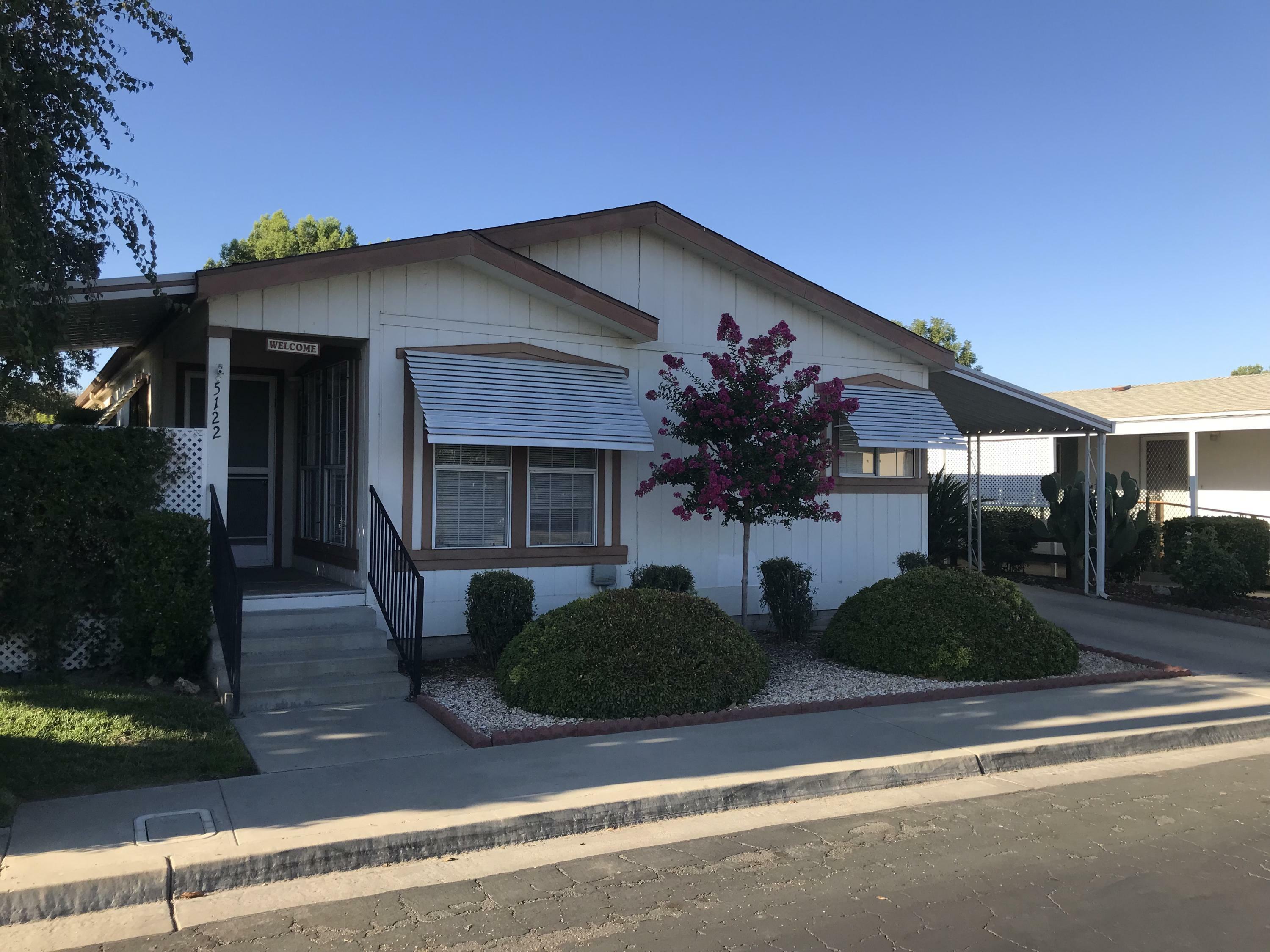 5122 W Dorothea Avenue  Visalia CA 93277 photo