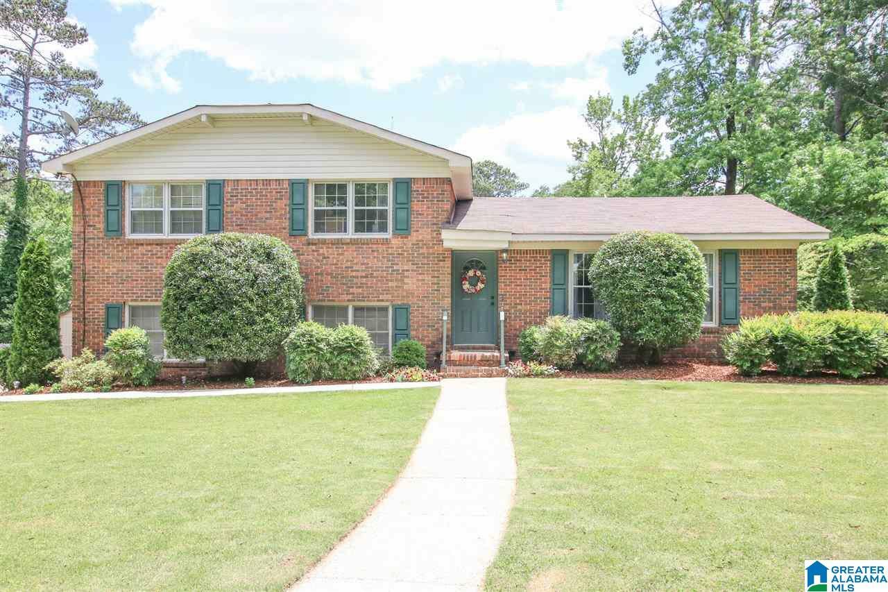 Property Photo:  320 Shenandoah Drive  AL 35226 