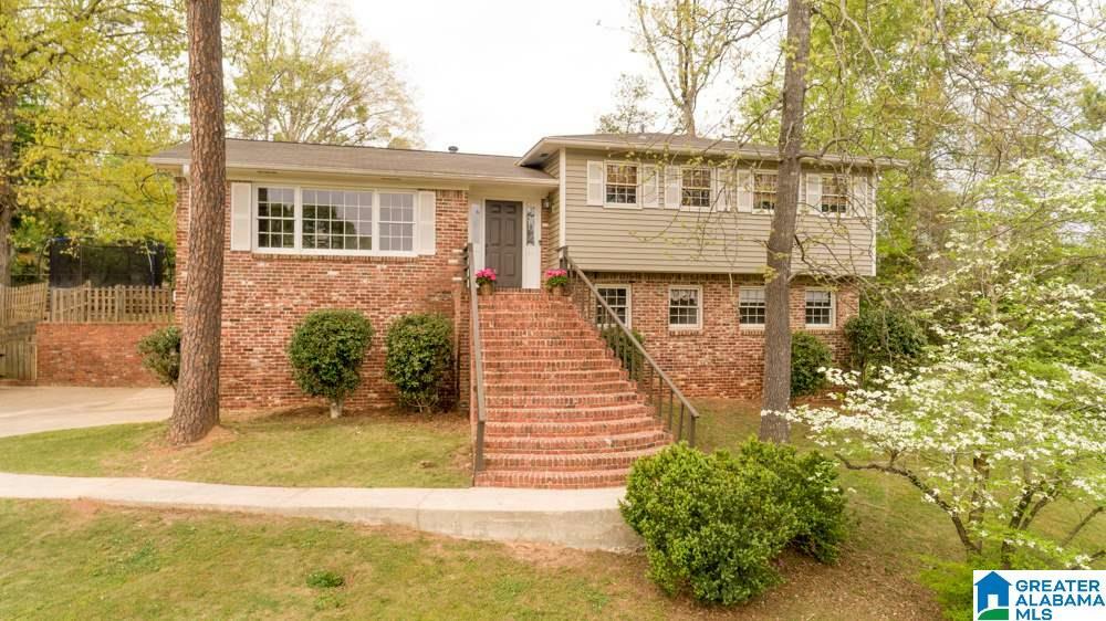 Property Photo:  2667 Hackwood Place  AL 35226 