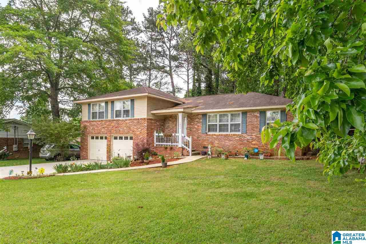 Property Photo:  1800 Diane Drive  AL 36207 