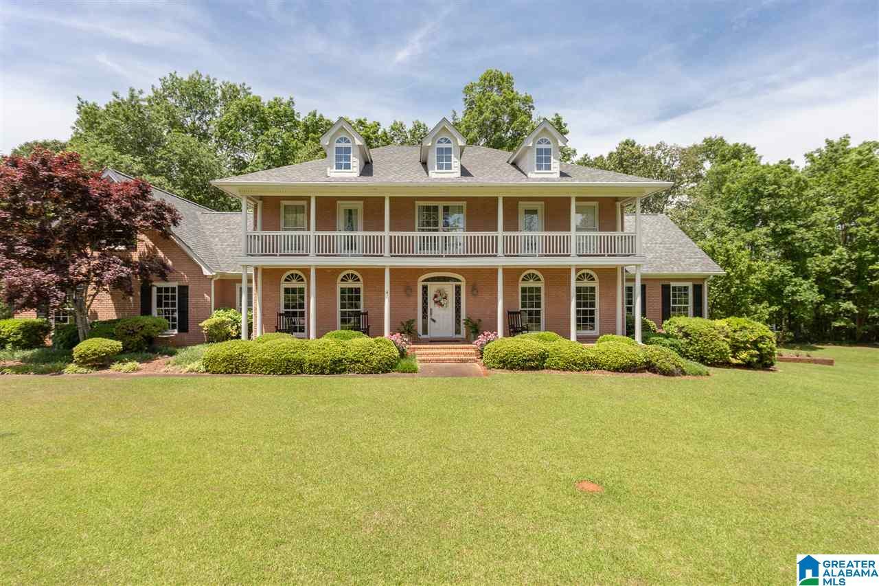 Property Photo:  704 Hillyer High Road  AL 36207 