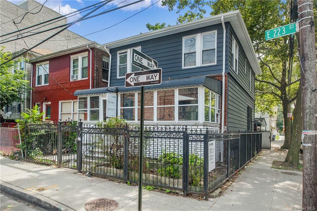 Property Photo:  620 E 223rd Street  NY 10466 