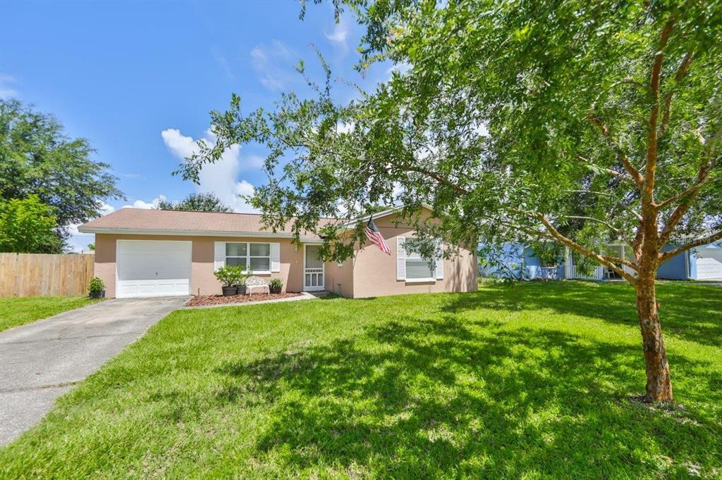 Property Photo:  6044 Fauna Lane  FL 33572 