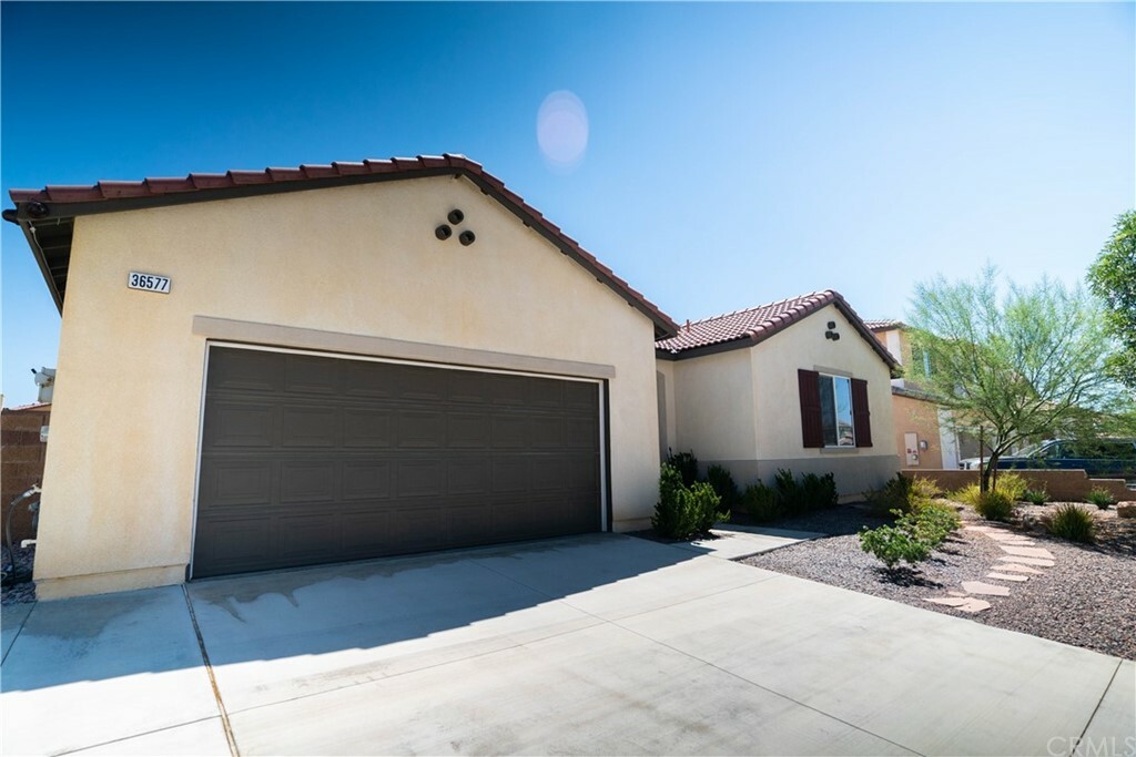 Property Photo:  36577 Artisan Place  CA 92223 