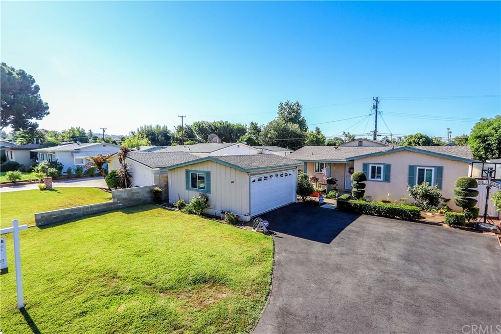 Property Photo: 840 Bridwell Street CA 91741
