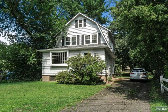 Property Photo:  776 South Maple Avenue  NJ 07452 