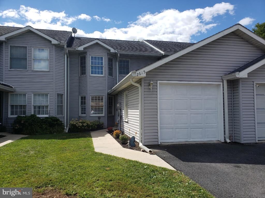 Property Photo:  2615 Shingus Circle  PA 17055 