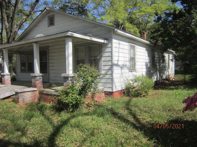 Property Photo:  409 Orchard Street  GA 30673 