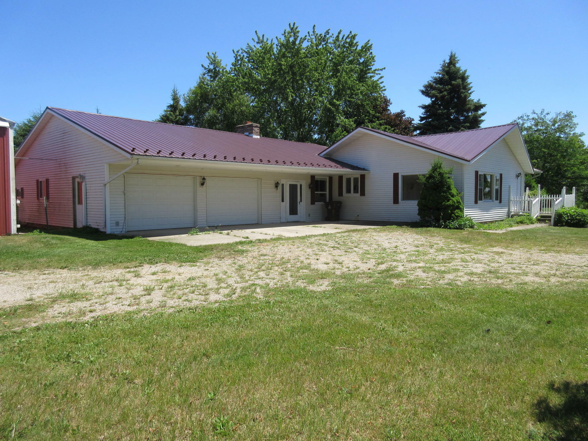 7556 Musson Road  Six Lakes MI 48886 photo