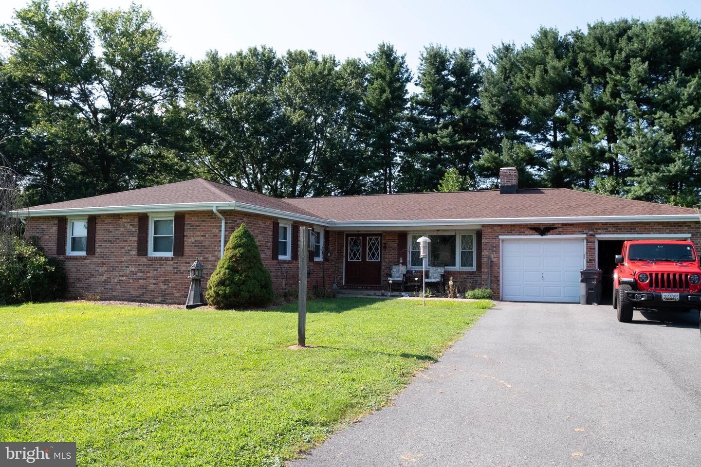 Property Photo:  33 Clover Road  MD 21904 