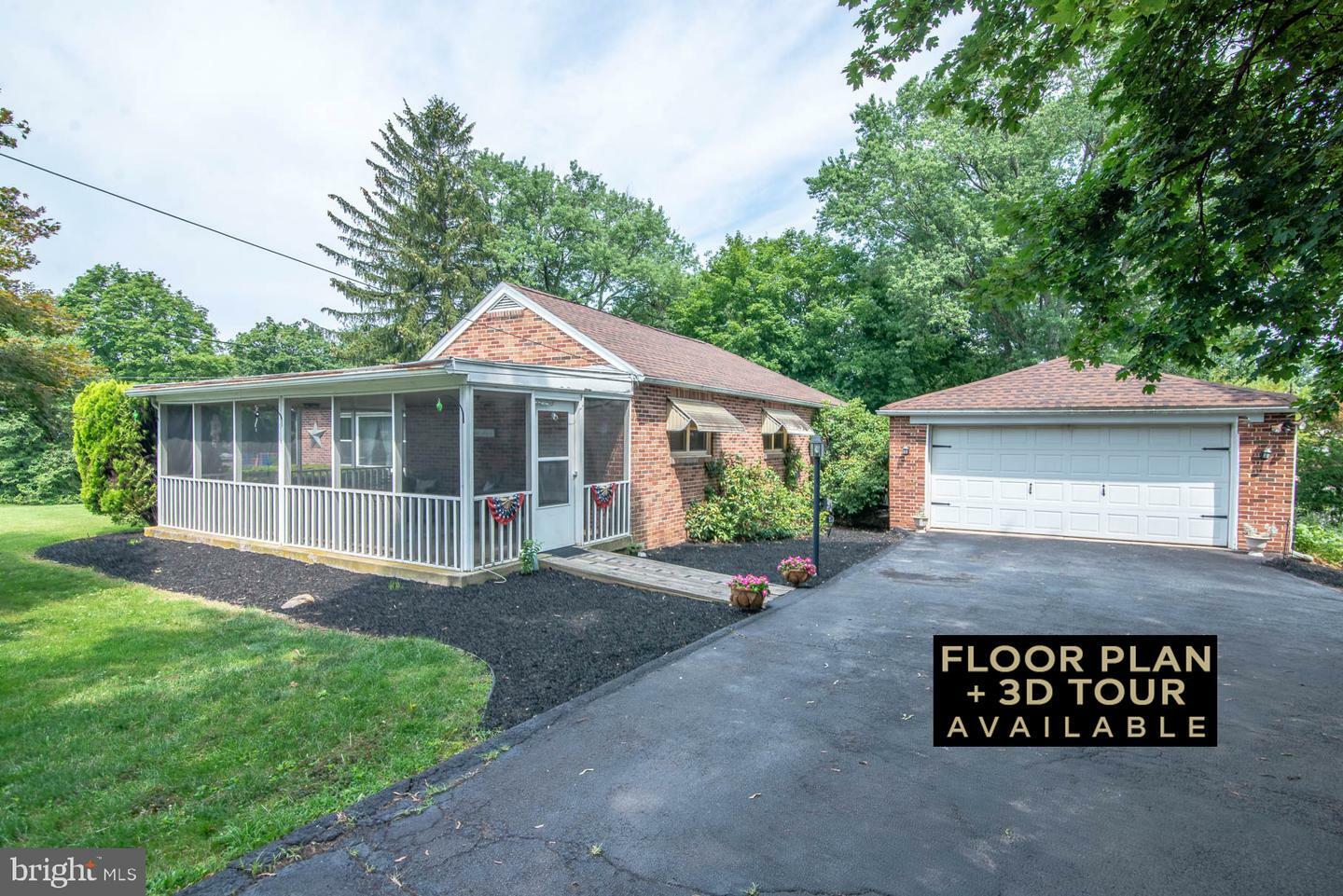 2549 Sunset Lane  York PA 17408 photo