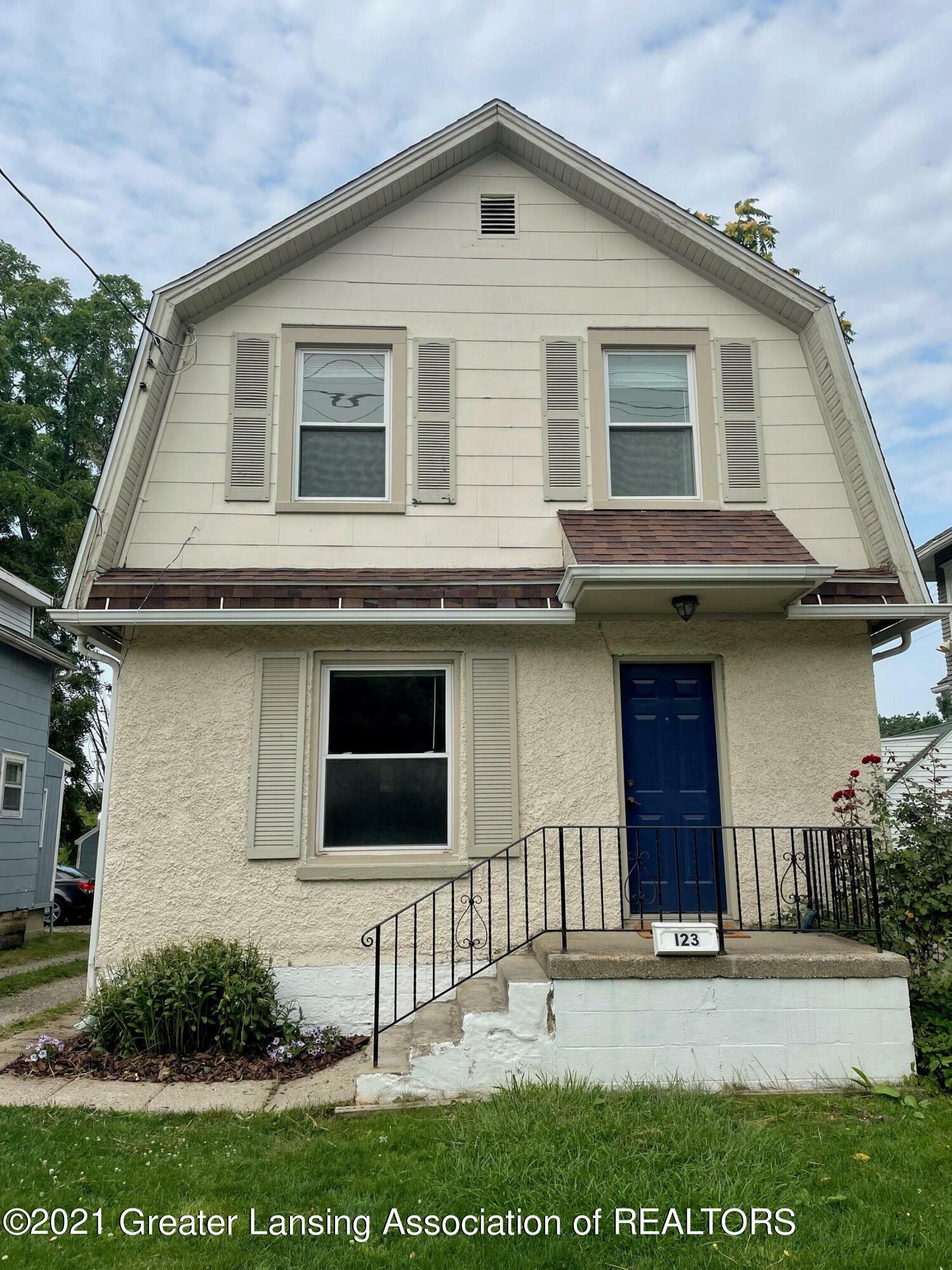 Property Photo: 123 N Fairview Avenue MI 48912