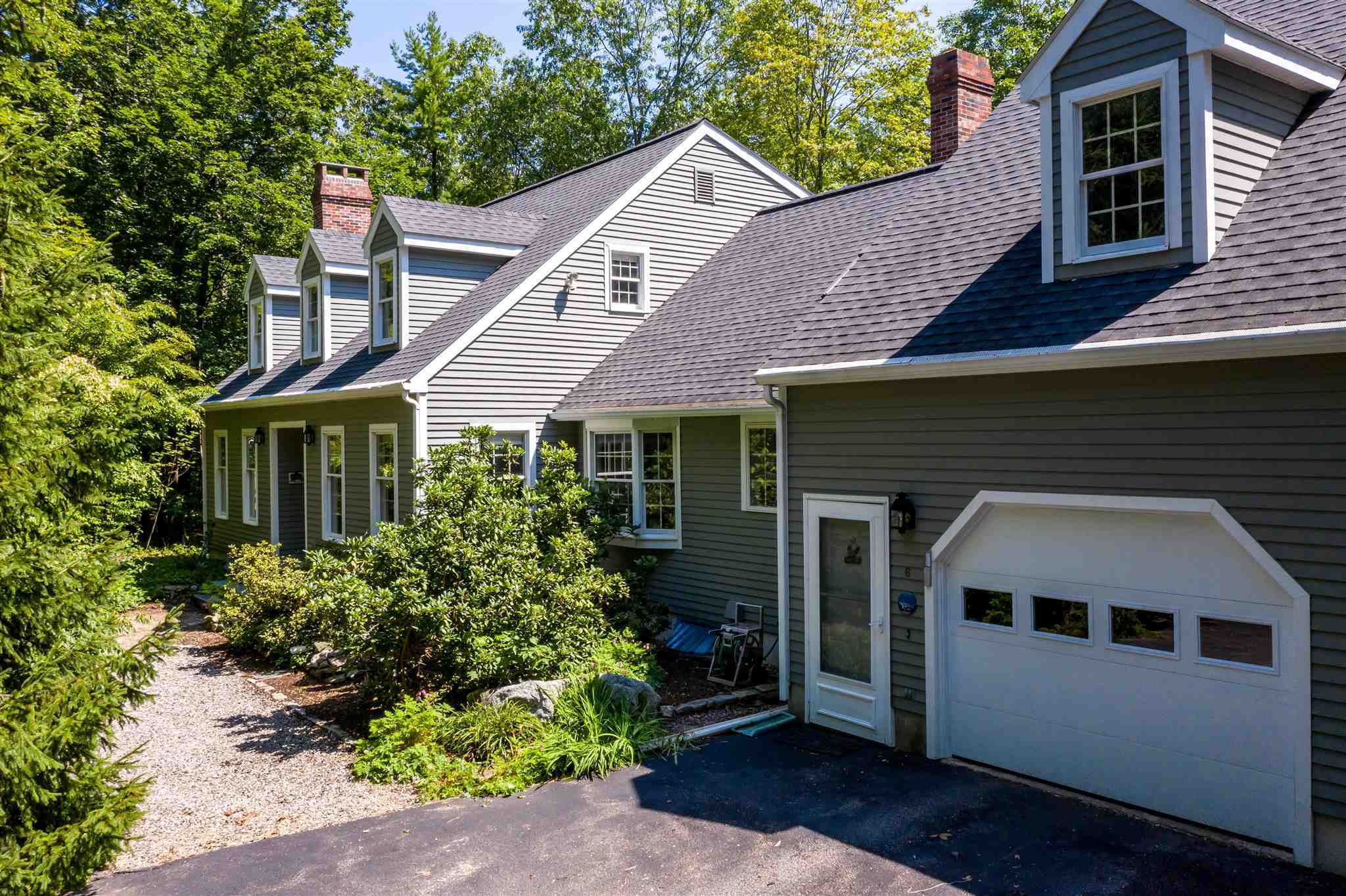 Property Photo:  6 York Drive  NH 03824 