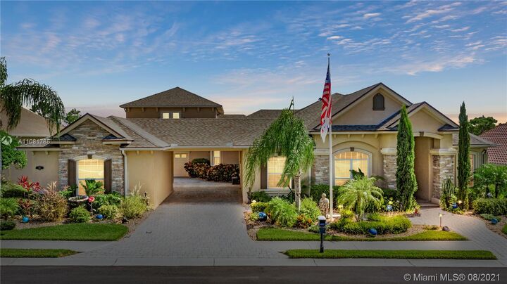 765 Whisper Woods Dr  Lakeland FL 33813 photo