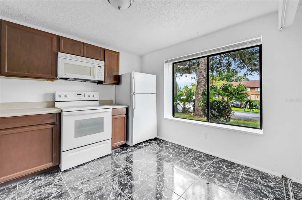 Property Photo:  4905 Silver Oaks Village C  FL 32808 