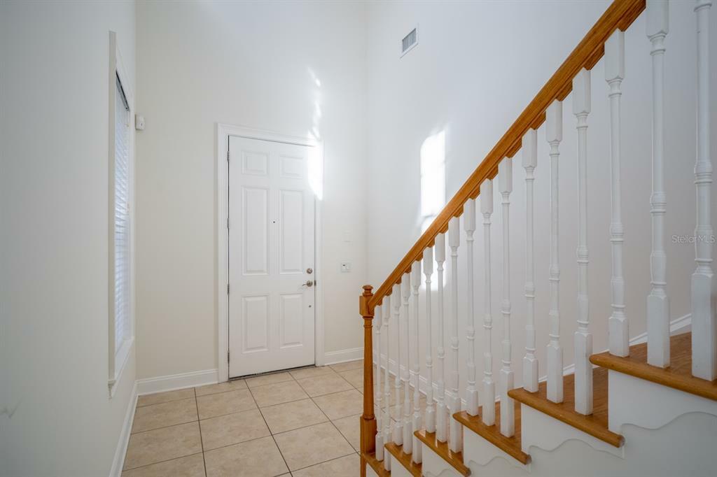 Property Photo:  400 Newbury Place N  FL 33716 