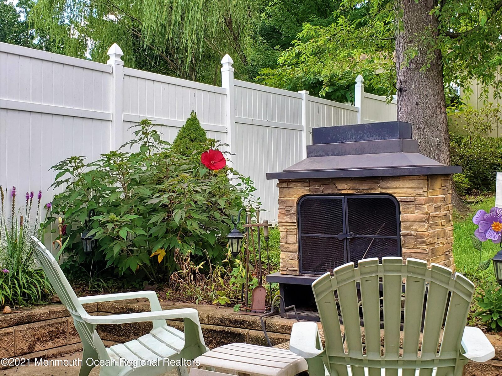 Property Photo:  86 Hillside Avenue  NJ 08882 