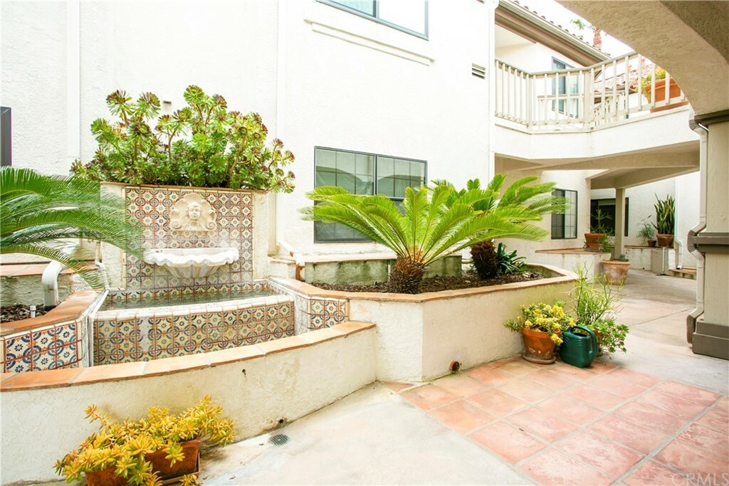 Property Photo:  493 Morning Canyon Road 4  CA 92625 