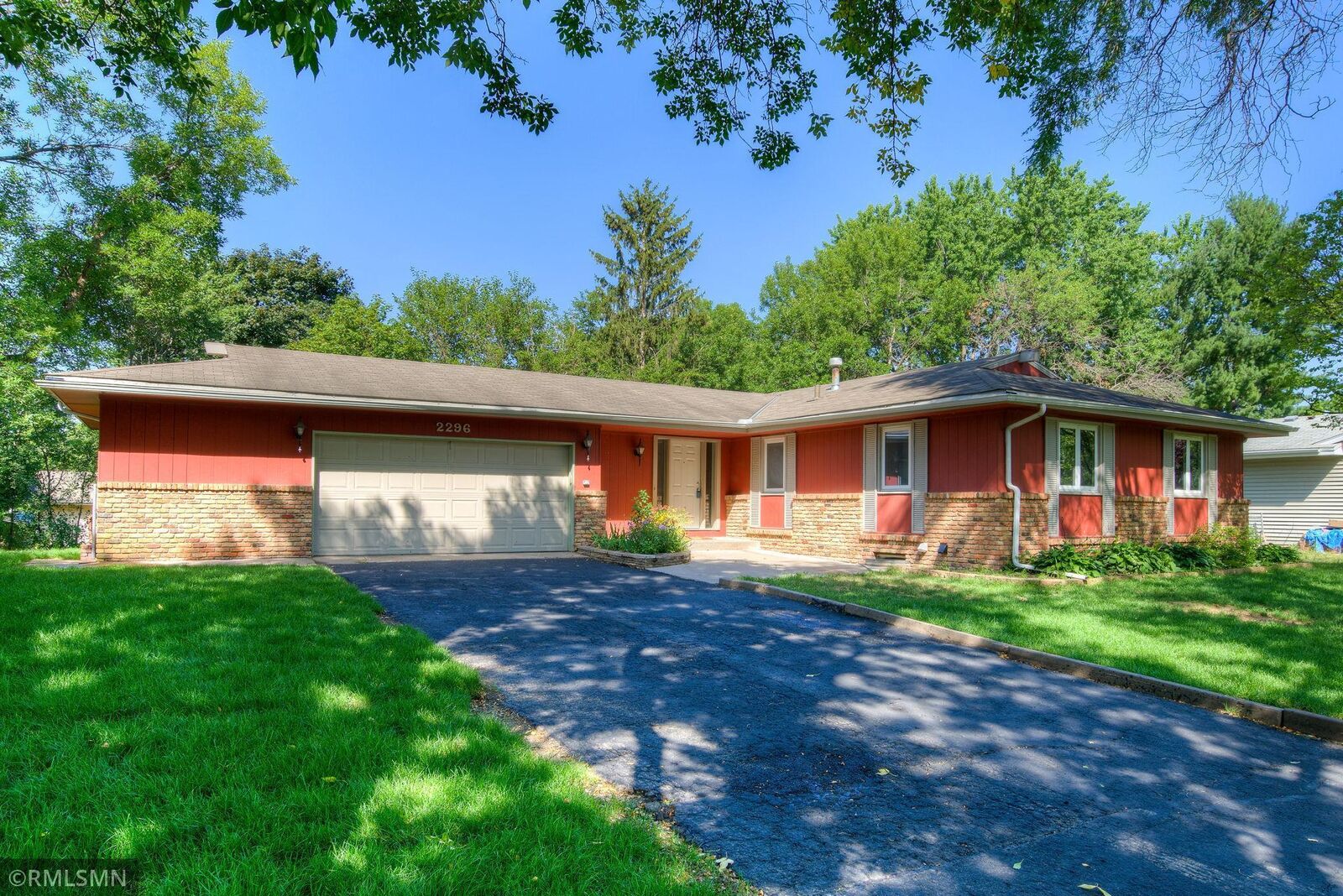 Property Photo: 2296 Maple Lane E MN 55109