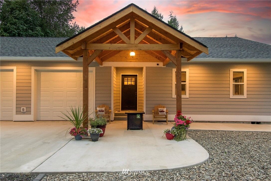 Property Photo:  396 Garling Road  WA 98362 