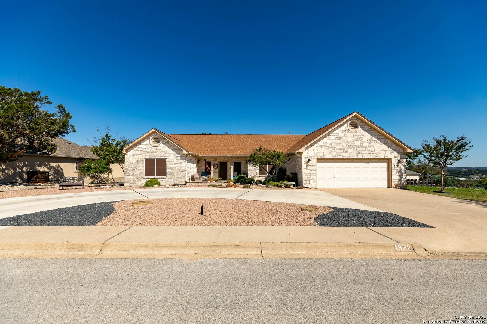 Property Photo:  1922 Summit Ridge Dr  TX 78028 