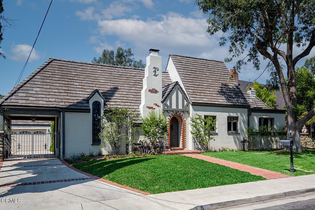 Property Photo:  6 Richland Place  CA 91103 