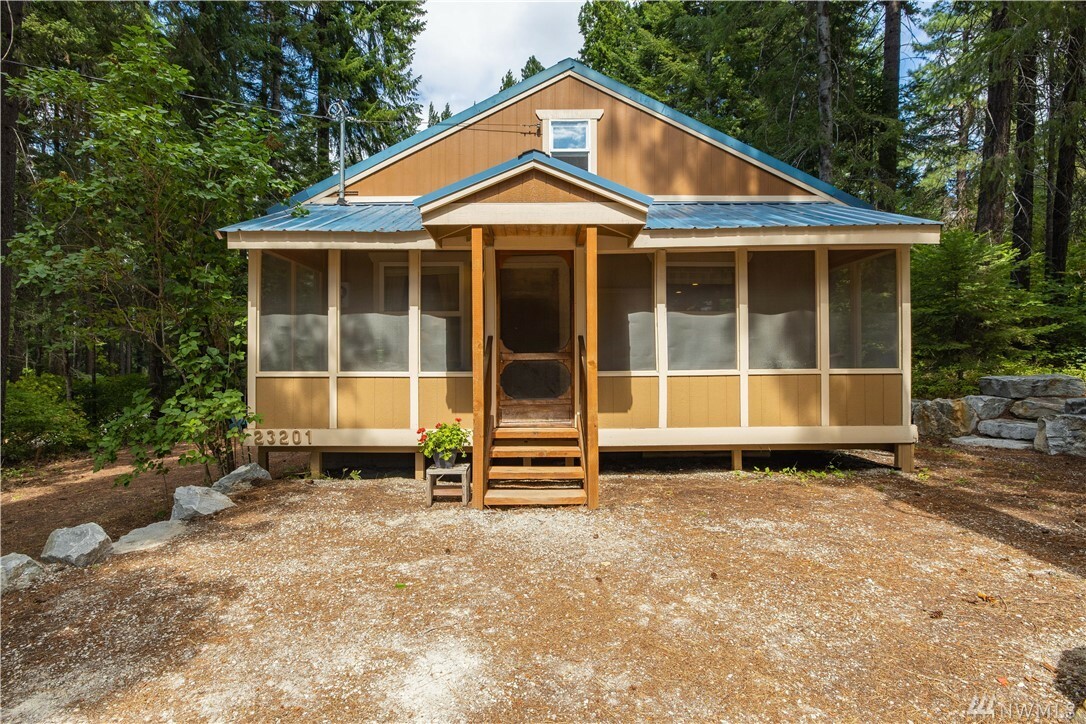 Property Photo:  23201 Corral St  WA 98826 