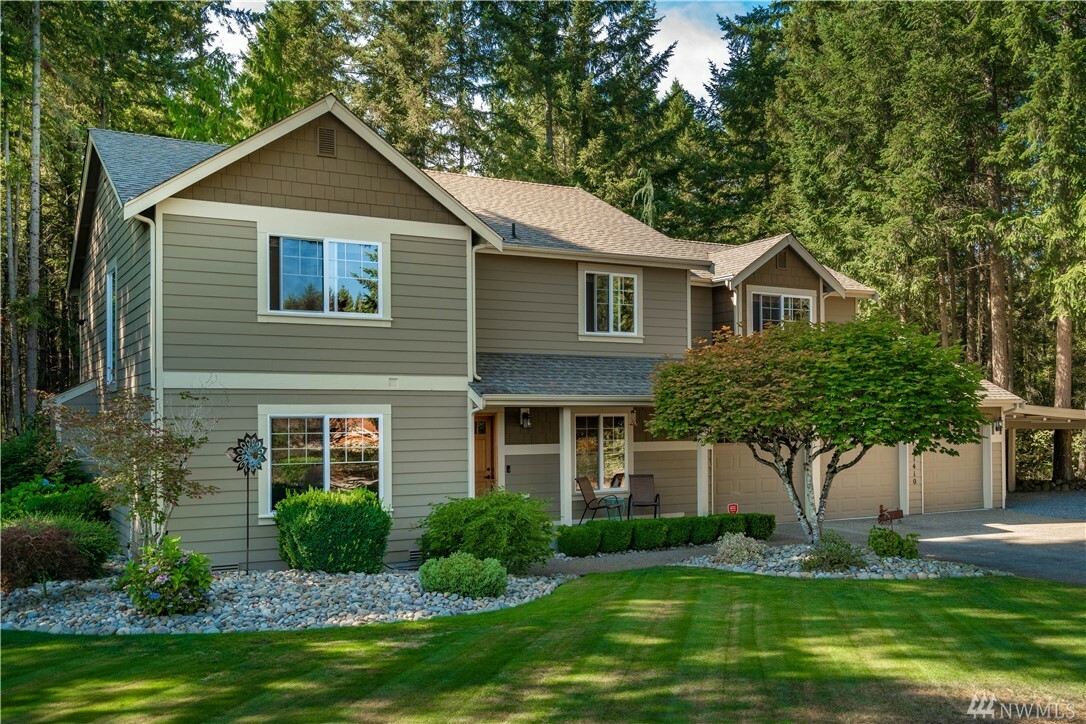 Property Photo: 21410 107th Ave E WA 98338