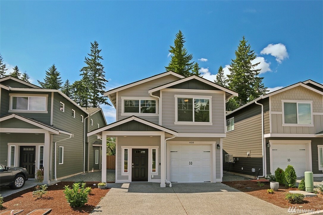 Property Photo:  408 Raybird Ave 67  WA 98252 