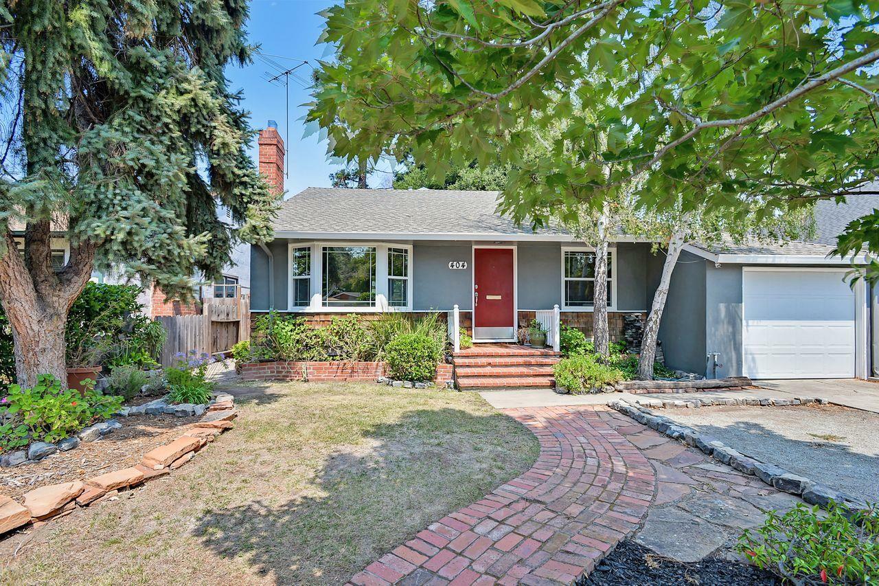 Property Photo: 404 Grayson Court CA 94025