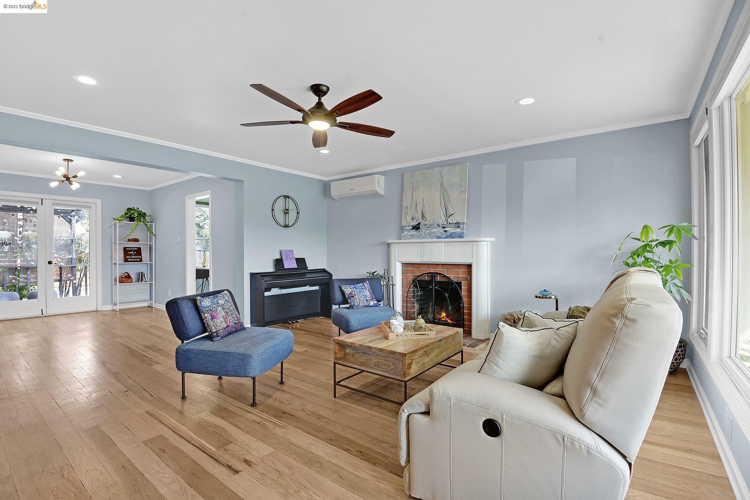 Property Photo:  249 Reva Ave  CA 94577 