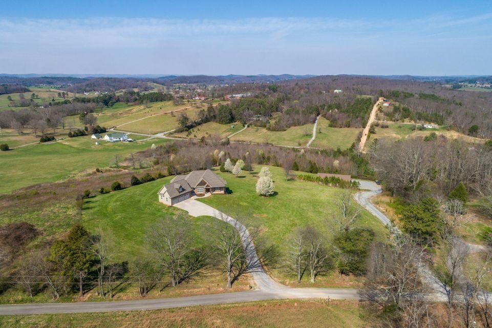 Property Photo:  440 SE Helms Lane  TN 37323 