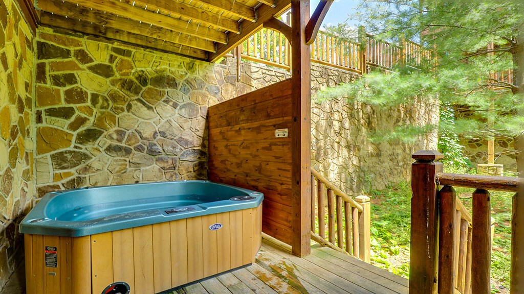 Property Photo: 702 Park Vista Way TN 37738