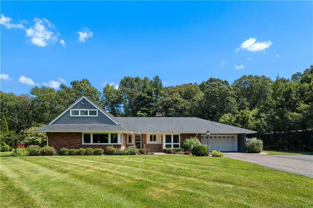 Property Photo:  125 Adelaide Road  CT 06040 