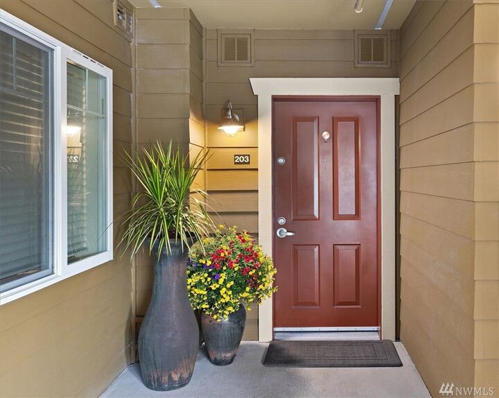 22226 6th Ave S 203  Des Moines WA 98198 photo