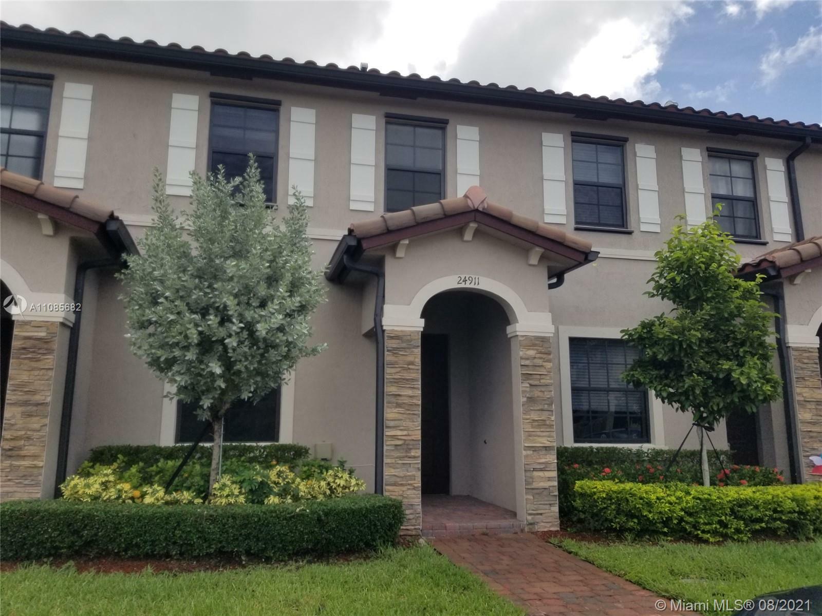 Property Photo:  24911 SW 114 Ct 24911  FL 33032 