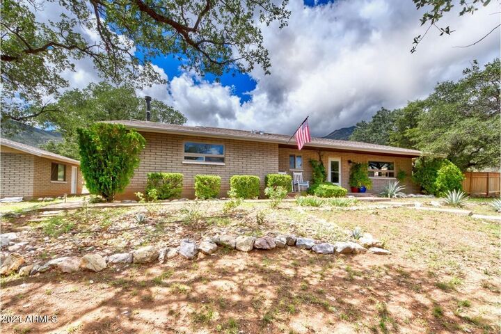 Property Photo: 5130 E Lower Stump Road AZ 85615