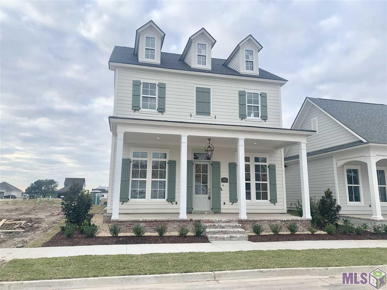 Property Photo:  7622 Griffon Dr  LA 70817 