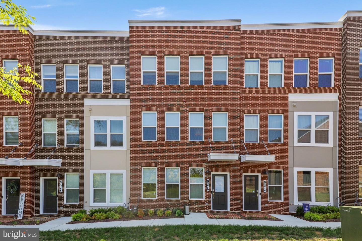 Property Photo:  8376 Sallyport Street  VA 22079 