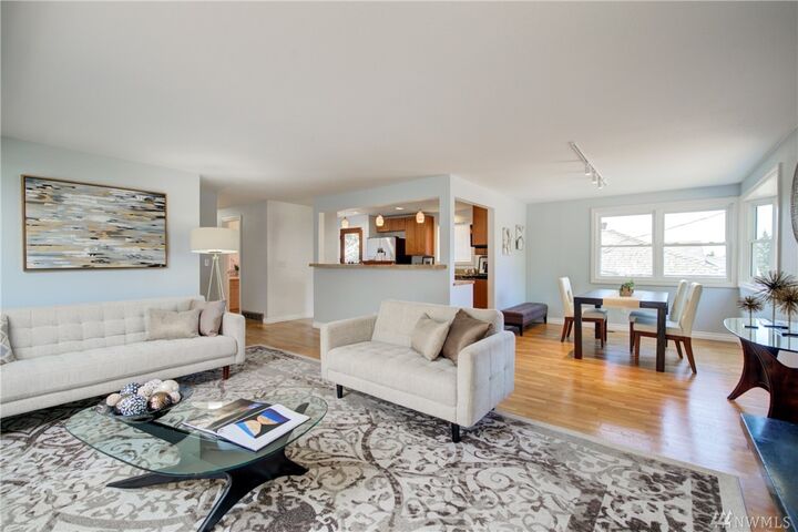 Property Photo:  3721 SW Austin St  WA 98126 