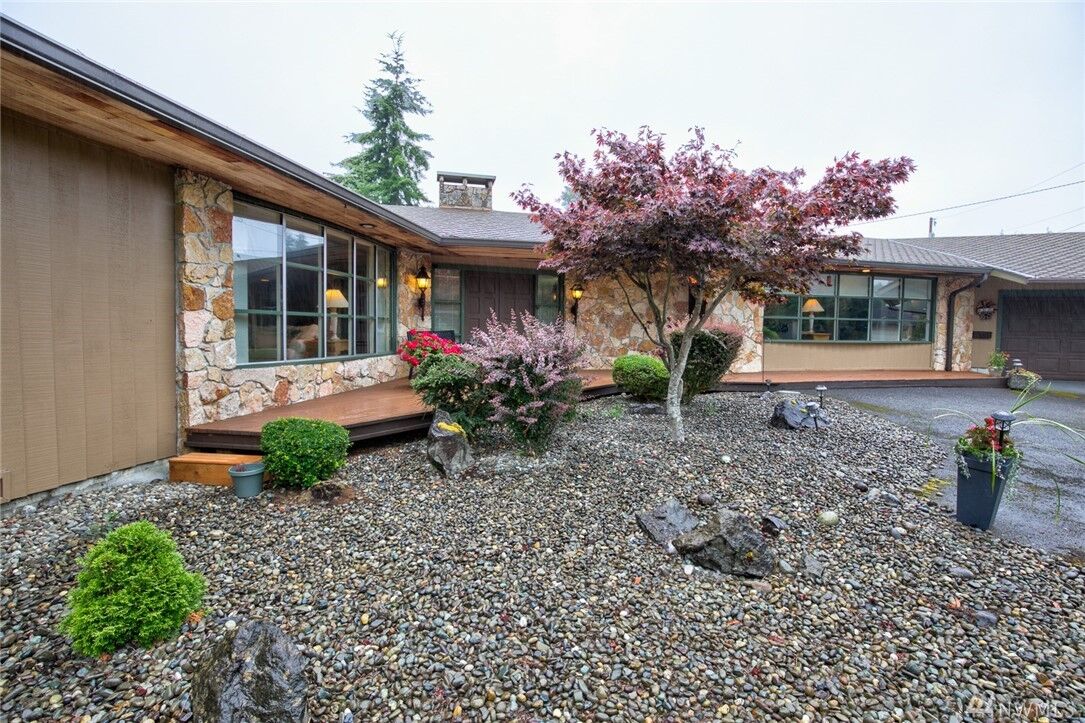 Property Photo: 1807 Sherwood Lane WA 98520