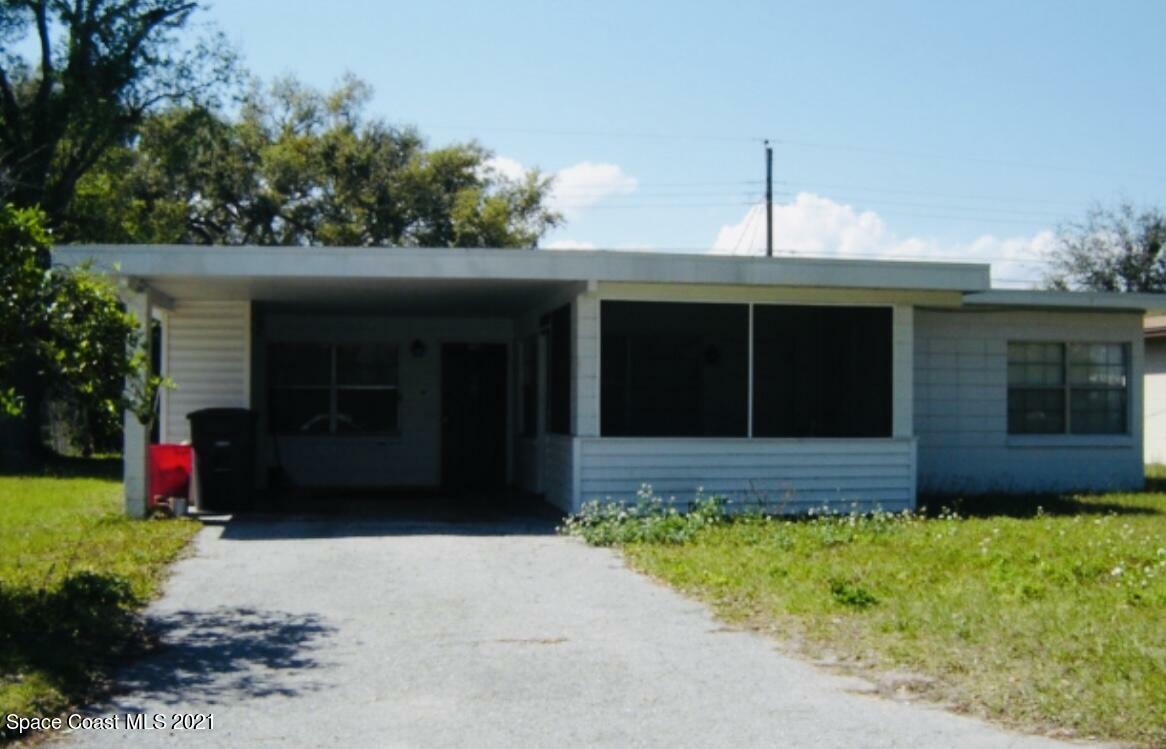 Property Photo:  708 Walker Road  FL 32780 