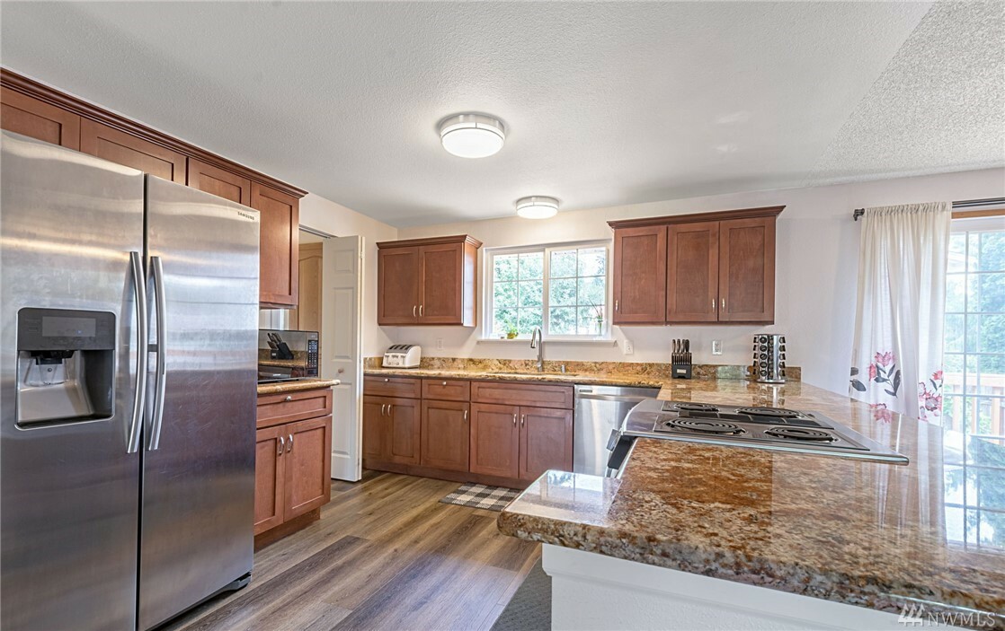 Property Photo: 6588 Helena Dr NE WA 98311