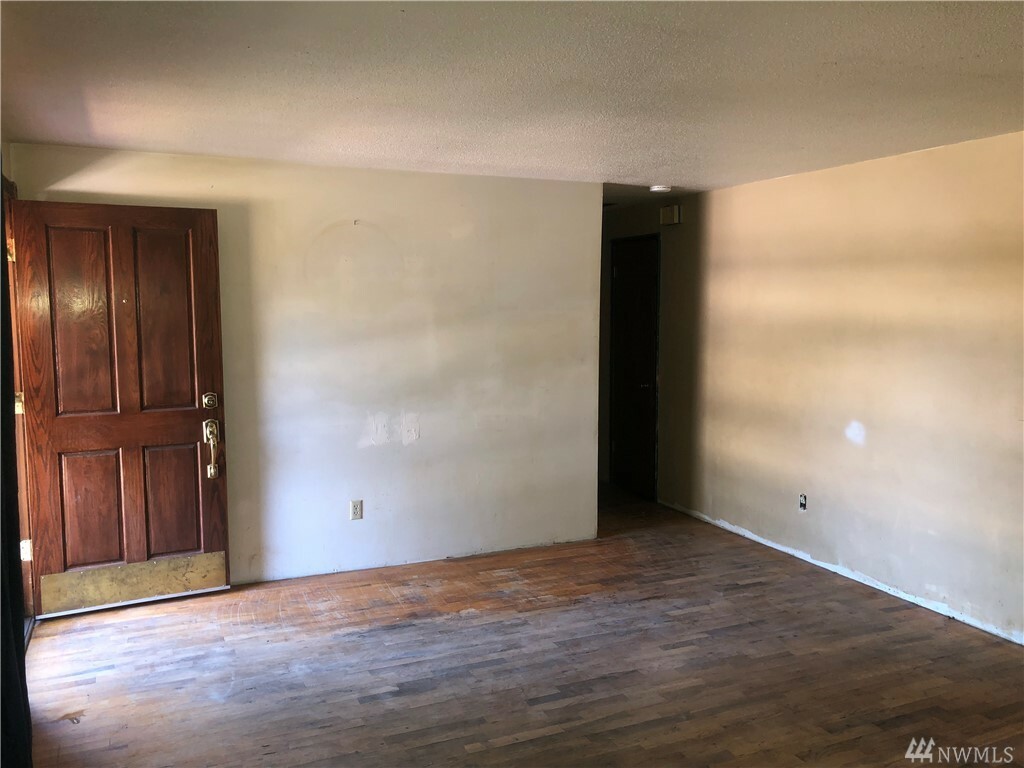 Property Photo:  4407 S 282nd St  WA 98001 