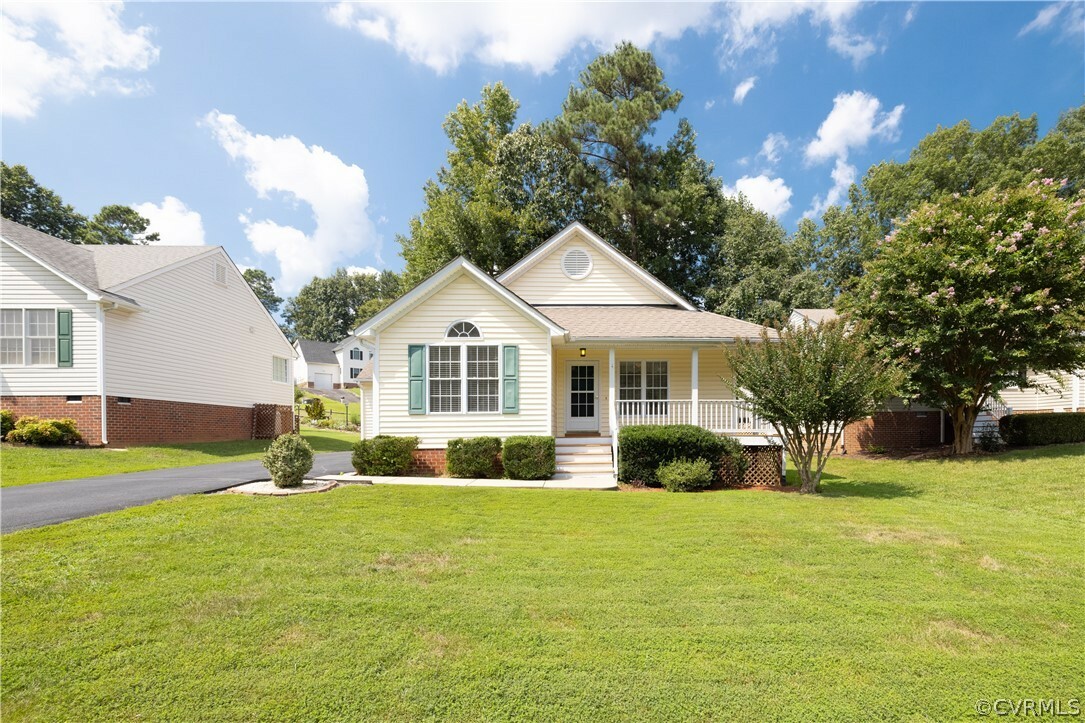 Property Photo:  15012 Featherchase Drive  VA 23832 