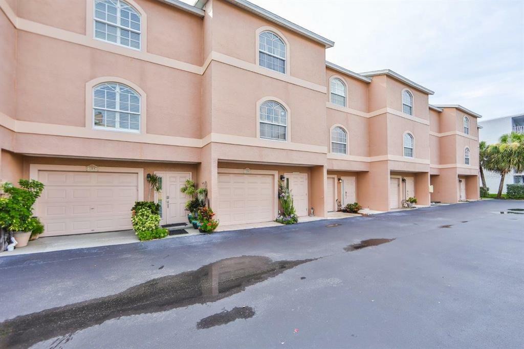 Property Photo:  637 Pinellas Bayway S 5  FL 33715 