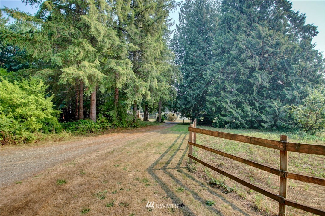 Property Photo:  4860 Prairie Lane  WA 98284 