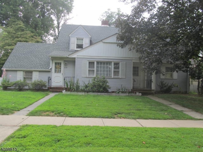 Property Photo:  221 Hamilton St  NJ 08805 