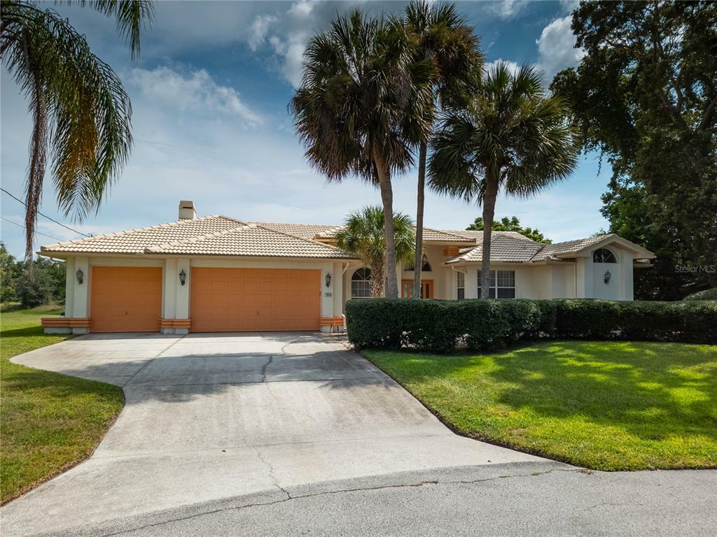 Property Photo:  7038 Mayhill Court  FL 34606 