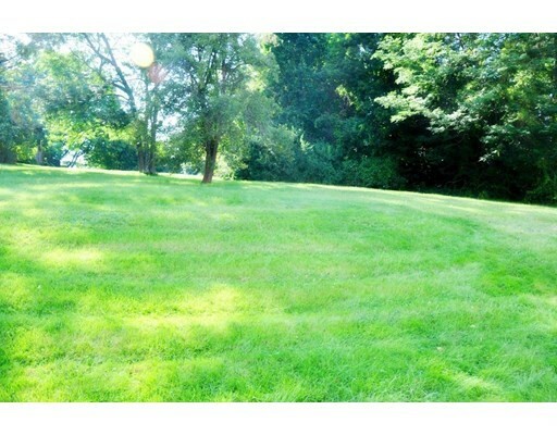 Property Photo: 7 Checkerberry Ln MA 01545